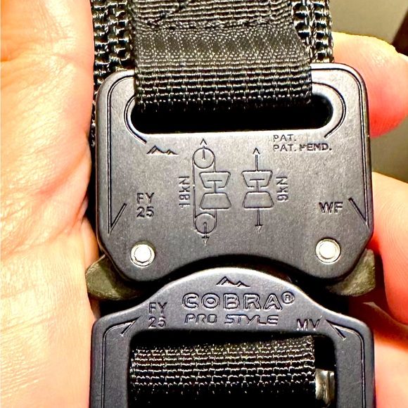 SPECIAL OPERATIONS EQUIPMENT EDC TACTICAL BELT- BLACK- SIZE 32 - Picture 5 of 7